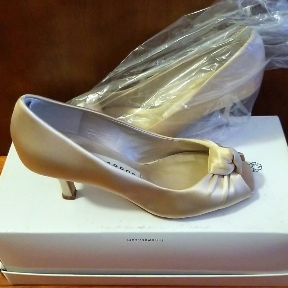 Caparros Heels Size 5